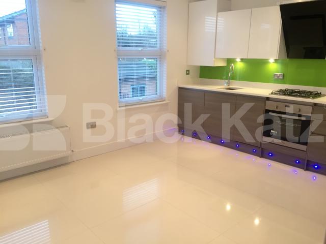 			NEW INSTRUCTION, 2 Bedroom, 1 bath, 1 reception Apartment			 Shakespeare Rd, Poets Corner